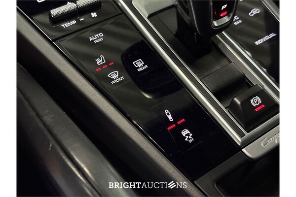 Porsche Cayenne E-Hybrid 3.0 476pk 2021 (Origineel-NL), L-677-RB