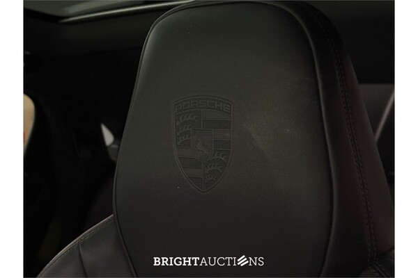 Porsche Cayenne E-Hybrid 3.0 476pk 2021 (Origineel-NL), L-677-RB