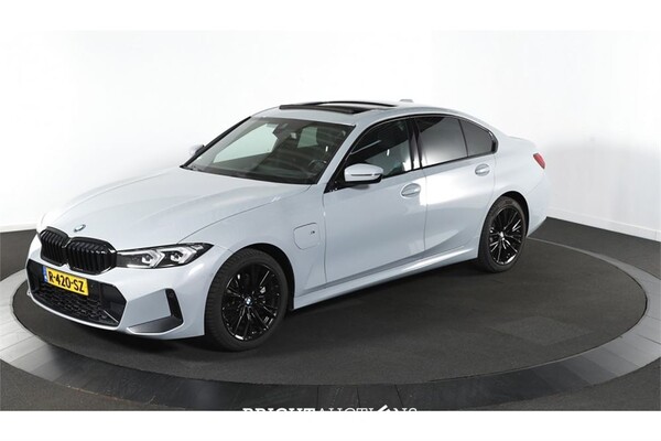 BRIGHT AUCTIONS: Luxury, Premium Daily Driver & Electric Vehicle Auction