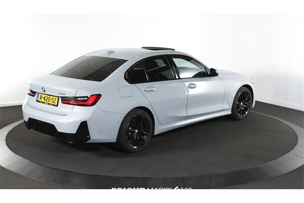 BMW 320e M Sport 272pk 2022 (Origineel-NL) 3-Serie, R-420-SZ