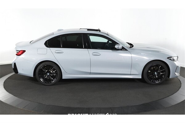 BMW 320e M Sport 272pk 2022 (Origineel-NL) 3-Serie, R-420-SZ