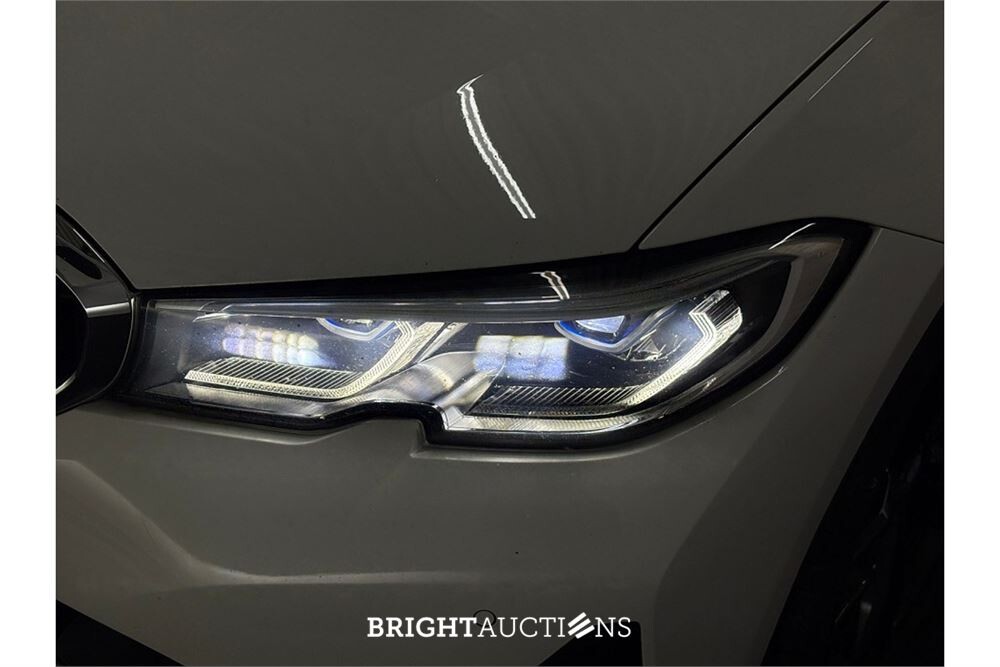 BMW 320e Business Edition Plus 276pk 2021 (Origineel-NL) 3-Serie, L-662-VT