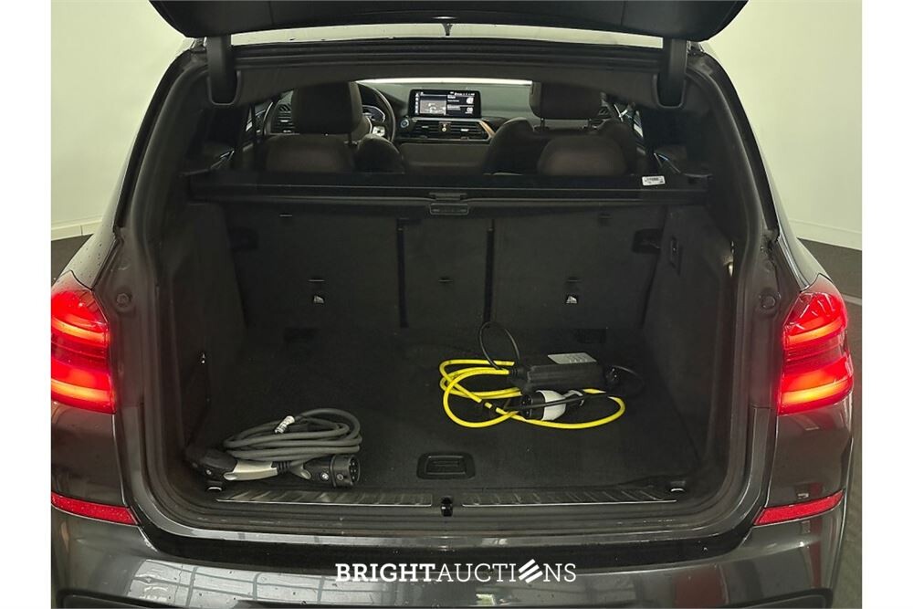 BMW iX3 High Executive 80 kWh 2021 (Origineel-NL), N-898-PT