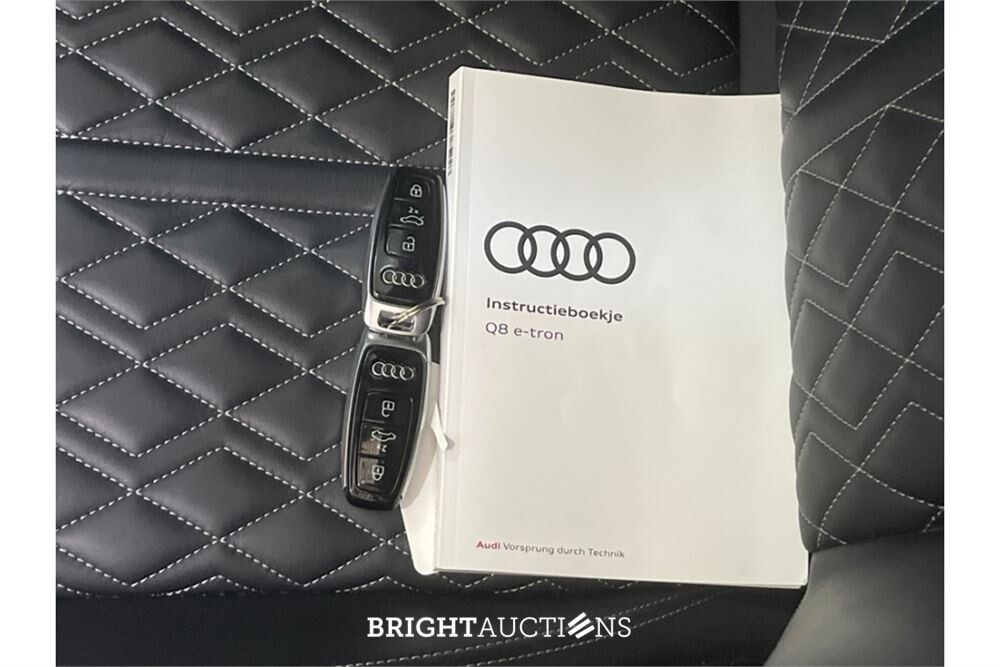 Audi Q8 55 S Edition Quattro 115 kWh 2023 (Origineel-NL), T-895-ZV