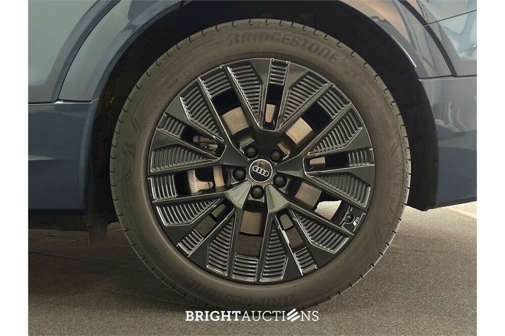 Audi Q8 55 S Edition Quattro 115 kWh 2023 (Origineel-NL), T-895-ZV
