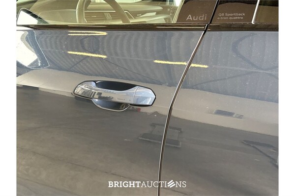 Audi Q8 55 S Edition Quattro 115 kWh 2023 (Origineel-NL), T-895-ZV