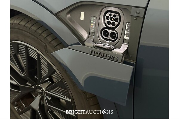 Audi Q8 55 S Edition Quattro 115 kWh 2023 (Origineel-NL), T-895-ZV