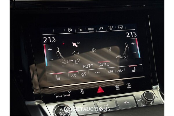 Audi Q8 55 S Edition Quattro 115 kWh 2023 (Origineel-NL), T-895-ZV