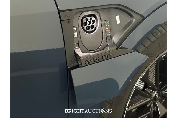 Audi Q8 55 S Edition Quattro 115 kWh 2023 (Origineel-NL), T-895-ZV