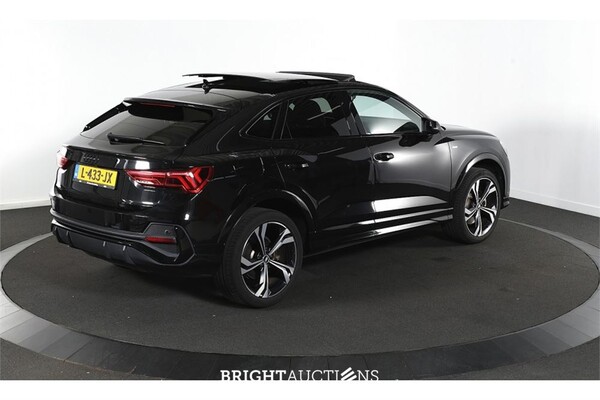 Audi Q3 45 e S Edition TFSI 266pk 2021 (Origineel-NL), L-433-JX