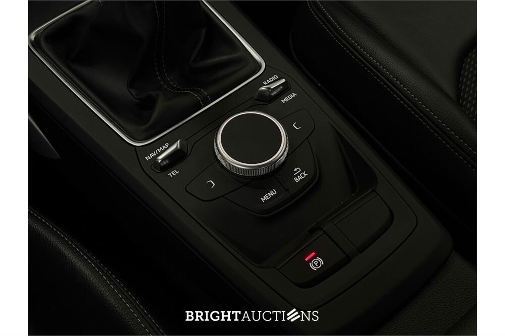 Audi Q2 35 S Edition TFSI 149pk 2020 (Origineel-NL), J-043-FF