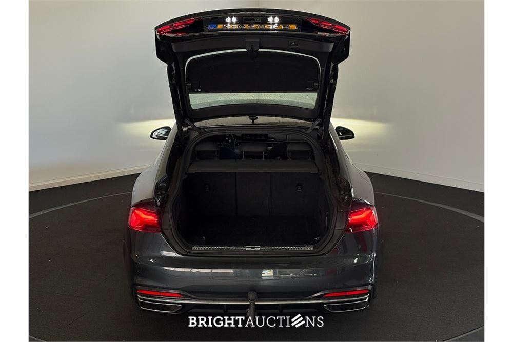 Audi A5 Sportback 45 Advanced Edition TFSI Quattro 265pk 2022 (Origineel-NL), R-820-FB