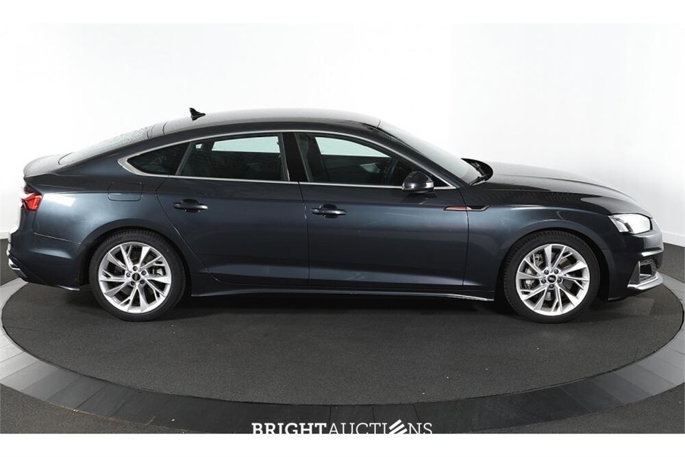 Audi A5 Sportback 45 Advanced Edition TFSI Quattro 265pk 2022 (Origineel-NL), R-820-FB
