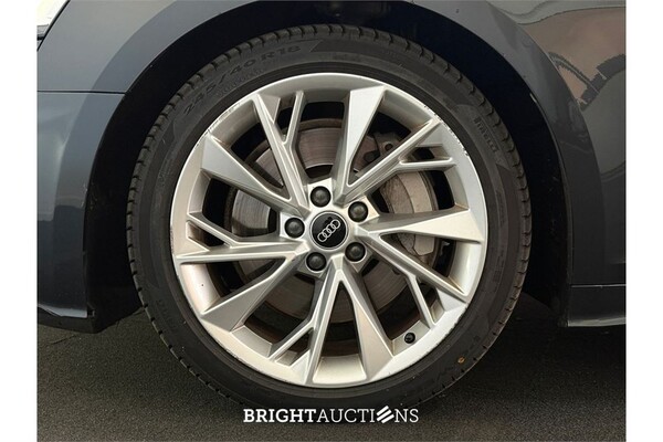Audi A5 Sportback 45 Advanced Edition TFSI Quattro 265pk 2022 (Origineel-NL), R-820-FB
