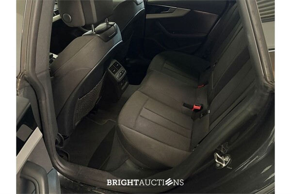 Audi A5 Sportback 45 Advanced Edition TFSI Quattro 265pk 2022 (Origineel-NL), R-820-FB