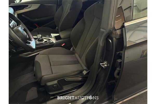 Audi A5 Sportback 45 Advanced Edition TFSI Quattro 265pk 2022 (Origineel-NL), R-820-FB