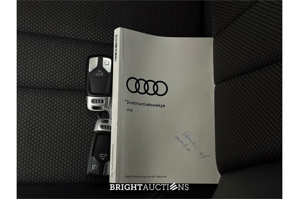Audi A4 Avant 35 S edition TFSI 149pk 2021 (Origineel-NL), K-951-RR