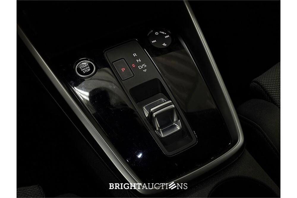 Audi A3 Limousine 30 Advanced edition TFSI 110pk 2022 (Origineel-NL), P-150-ZV