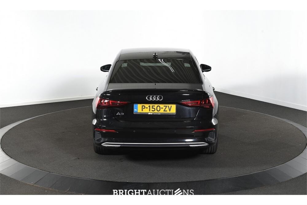Audi A3 Limousine 30 Advanced edition TFSI 110pk 2022 (Origineel-NL), P-150-ZV