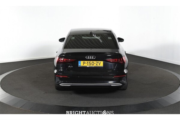 Audi A3 Limousine 30 Advanced edition TFSI 110pk 2022 (Origineel-NL), P-150-ZV