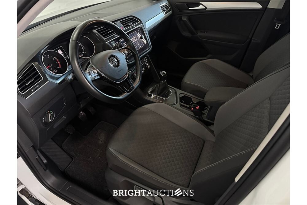 Volkswagen Tiguan Comfortline 1.5 TSI 130pk 2019 (Origineel-NL), G-970-DG