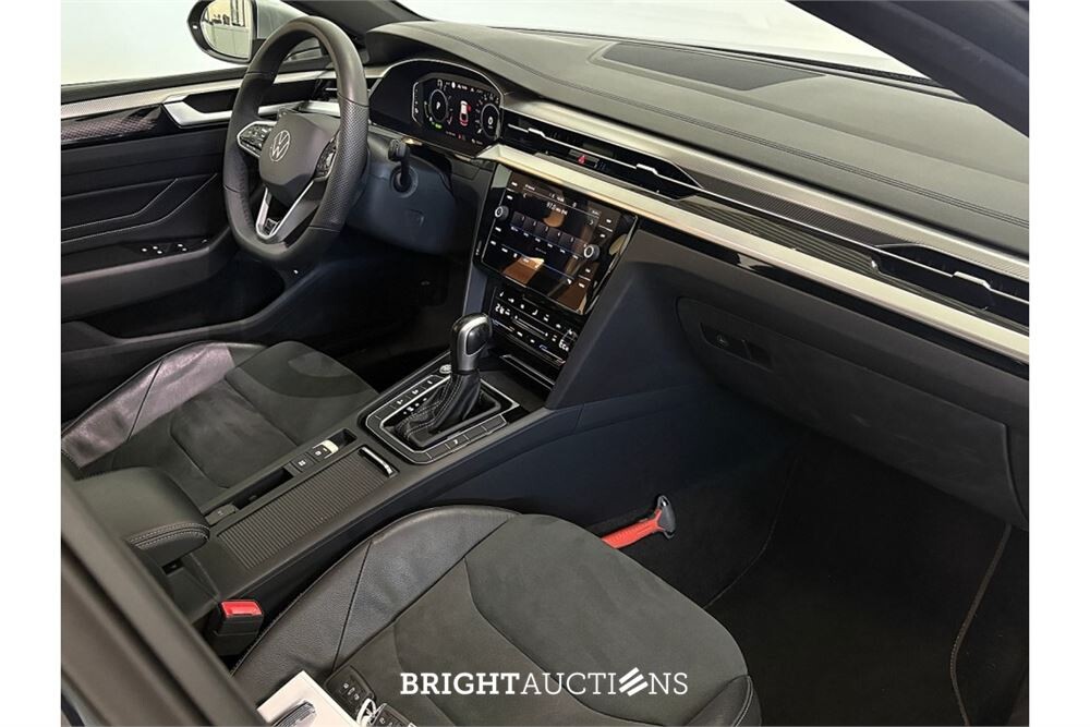 Volkswagen Arteon eHybrid R-Line Business 1.4 TSI 272pk 2022 (Origineel-NL), P-611-TX