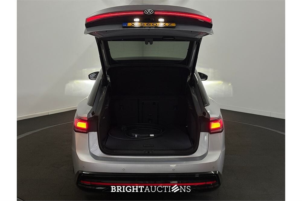 Volkswagen ID.7 Pro Business 77 kWh 2024 (Origineel-NL), X-560-XZ