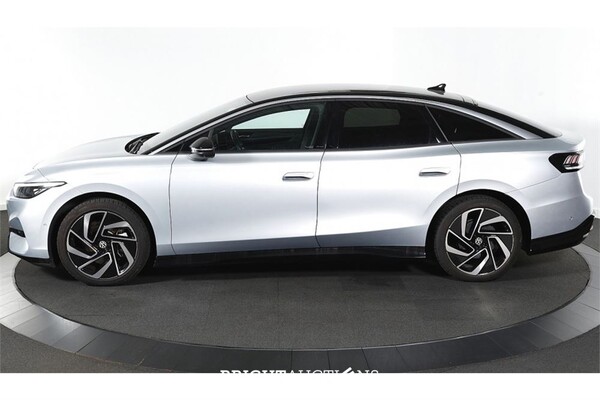 Volkswagen ID.7 Pro Business 77 kWh 2024 (Origineel-NL), X-560-XZ