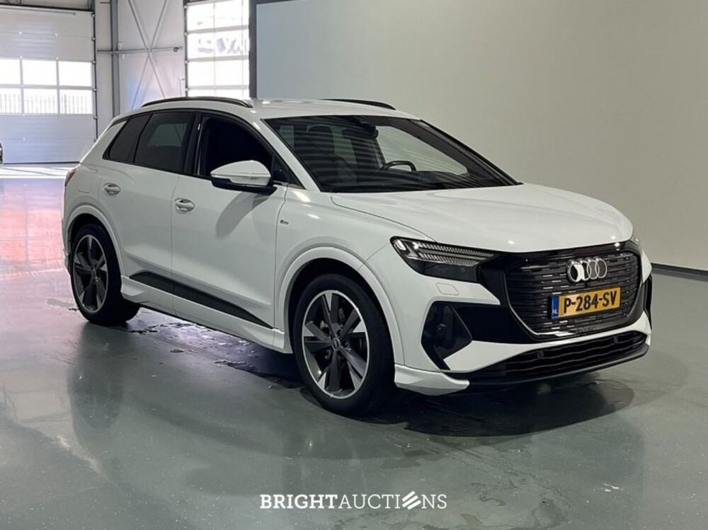 Audi Q4 e-tron 40 Launch edition S Competition 77 kWh 204pk 2022 (Origineel-NL), P-284-SV