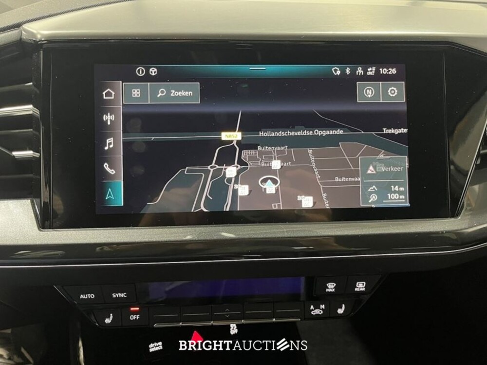 Audi Q4 e-tron 40 Launch edition S Competition 77 kWh 204pk 2022 (Origineel-NL), P-284-SV