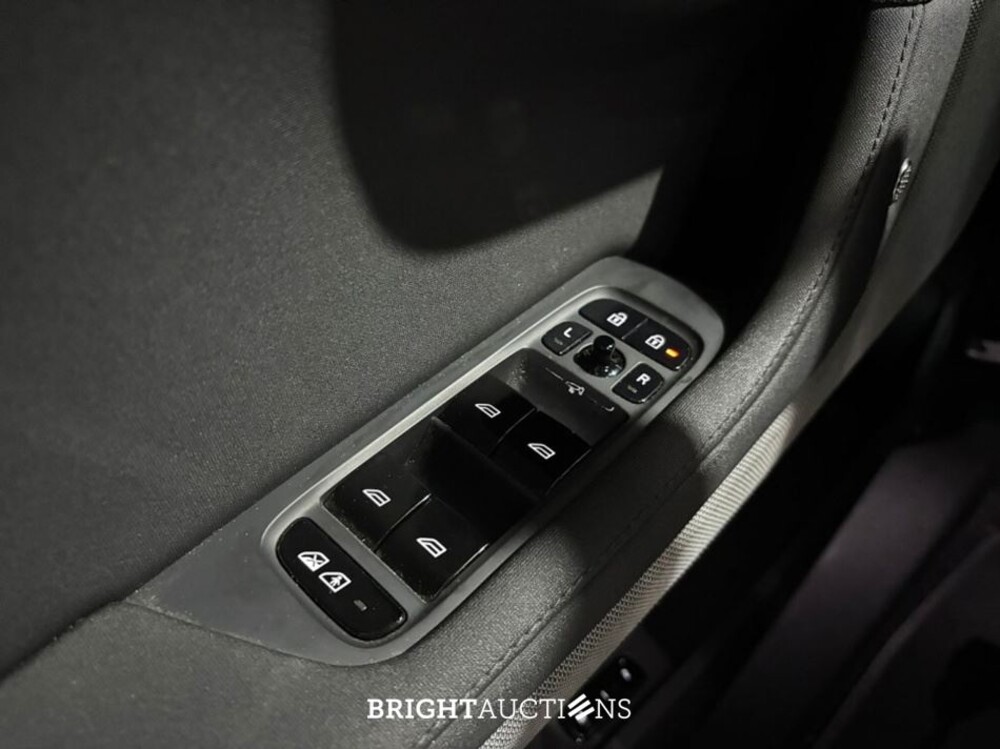 Polestar 2 Standard Range Single Motor 63 kWh 224pk 2021 (Origineel-NL), N-683-TS
