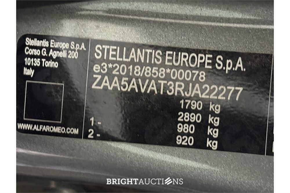 Alfa Romeo Junior Turbo Hybrid Ibrida Speciale 1.2 156pk 2025 (Origineel-NL), HRH-58-H