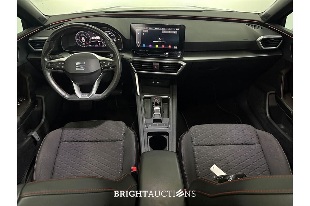 SEAT Leon FR eHybrid PHEV 1.4 TSI 258pk 2021, L-670-VN