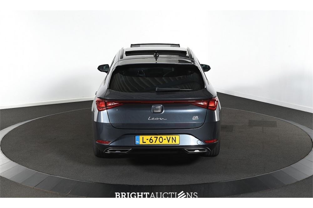 SEAT Leon FR eHybrid PHEV 1.4 TSI 258pk 2021, L-670-VN