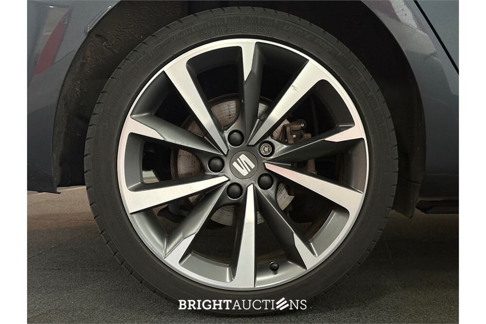 SEAT Leon FR eHybrid PHEV 1.4 TSI 258pk 2021, L-670-VN
