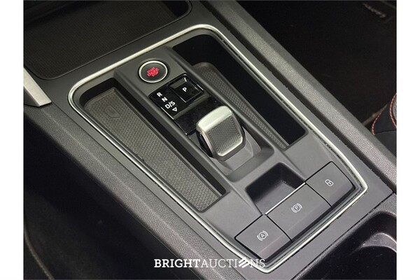 SEAT Leon FR eHybrid PHEV 1.4 TSI 258pk 2021, L-670-VN