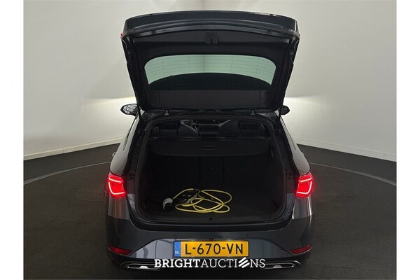 SEAT Leon FR eHybrid PHEV 1.4 TSI 258pk 2021, L-670-VN