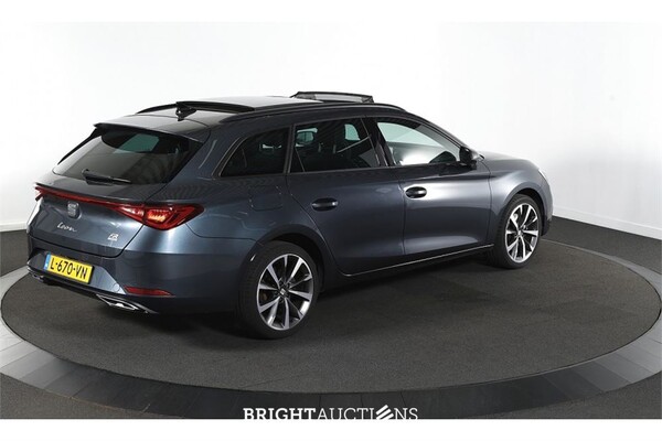 SEAT Leon FR eHybrid PHEV 1.4 TSI 258pk 2021, L-670-VN
