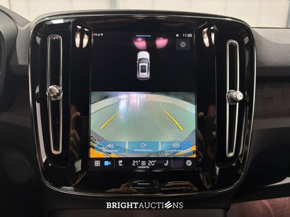Volvo XC40 Recharge Core 231pk 2022 (Origineel-NL), R-241-DH