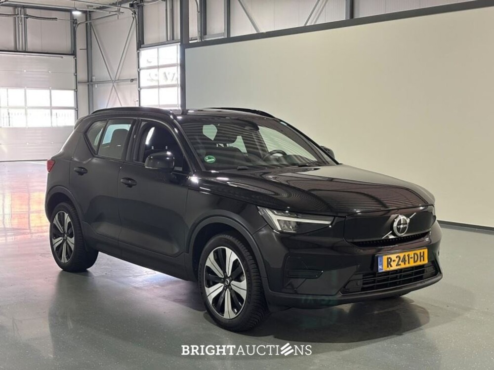 Volvo XC40 Recharge Core 231pk 2022 (Origineel-NL), R-241-DH