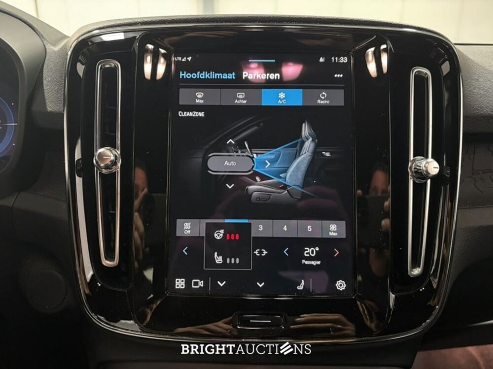 Volvo XC40 Recharge Core 231pk 2022 (Origineel-NL), R-241-DH