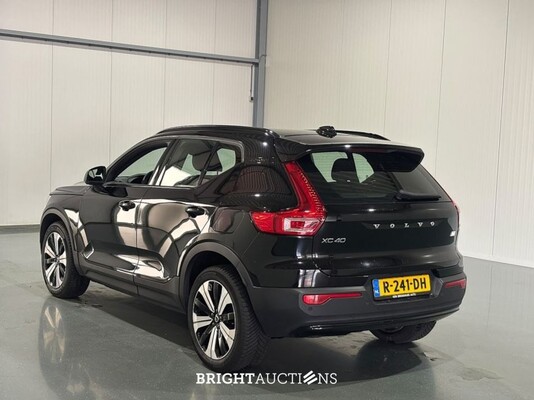 Volvo XC40 Recharge Core 231pk 2022 (Origineel-NL), R-241-DH