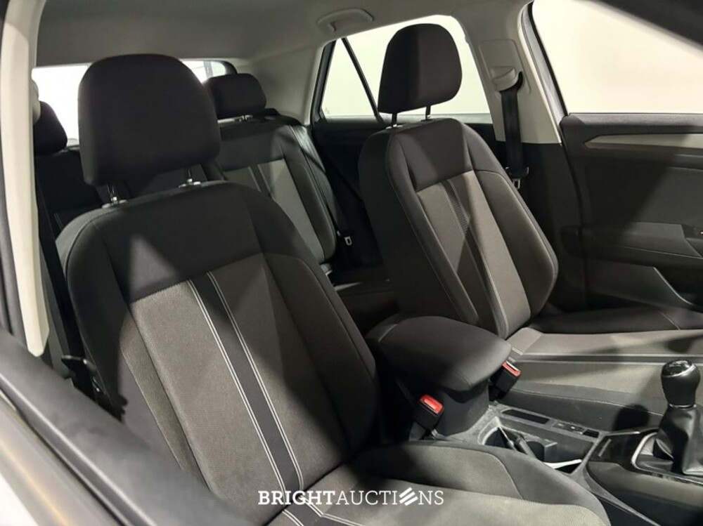 Volkswagen T-Roc 1.0 TSI 110pk 2021 (Origineel-NL), N-166-VF