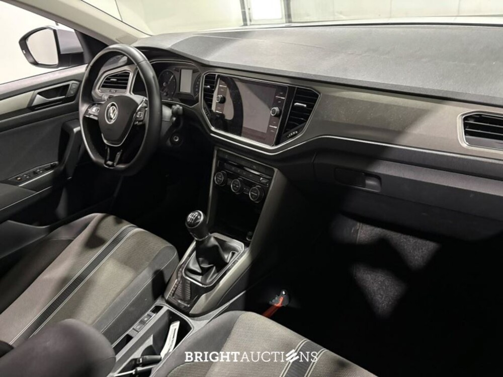 Volkswagen T-Roc 1.0 TSI 110pk 2021 (Origineel-NL), N-166-VF