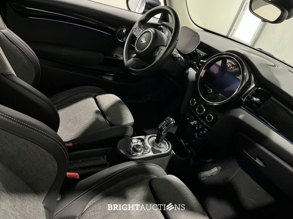 MINI Mini Business Edition 33 kWh 184pk 2022 (Origineel-NL), R-110-FF
