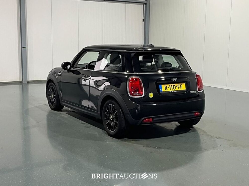 MINI Mini Business Edition 33 kWh 184pk 2022 (Origineel-NL), R-110-FF