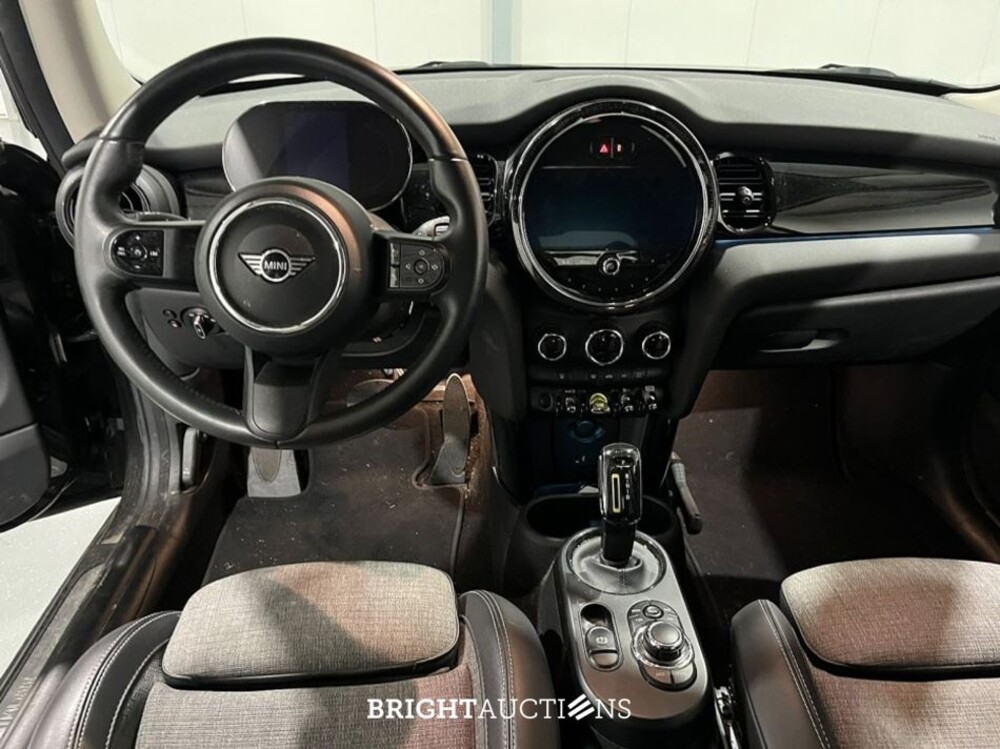 MINI Mini Business Edition 33 kWh 184pk 2022 (Origineel-NL), R-110-FF