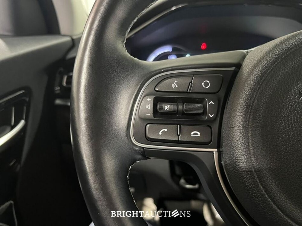 Kia Niro e- DynamicPlusLine 39 kWh 136pk 2021 (Origineel-NL), L-616-JP