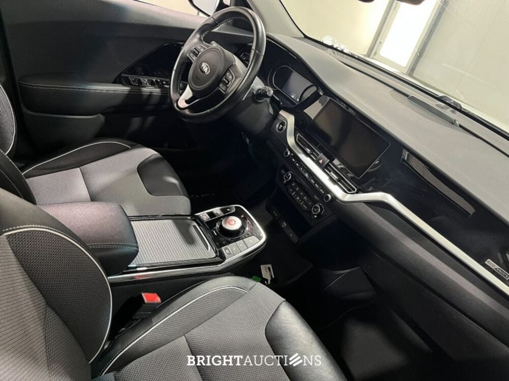 Kia Niro e- DynamicPlusLine 39 kWh 136pk 2021 (Origineel-NL), L-616-JP