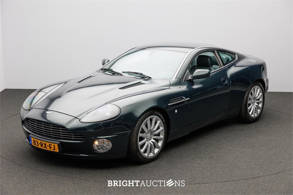 Aston Martin Vanquish 5.9 V12 469pk 2001, 83-RX-FJ